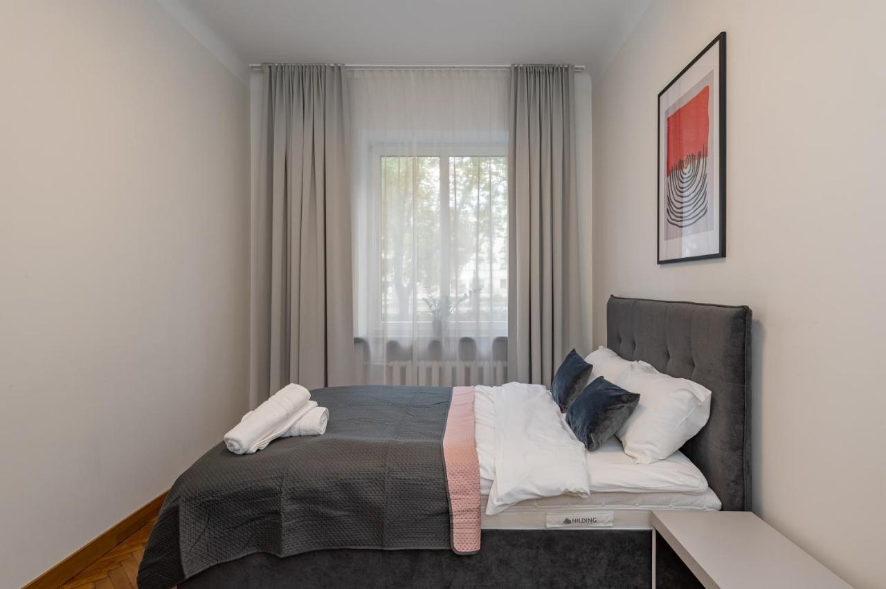 Downtown 4Bd Master Apartment By Hostlovers カウナス エクステリア 写真